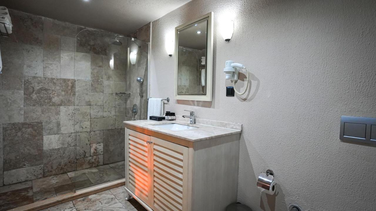 Maja Luxury Cesme Hotel Exterior photo